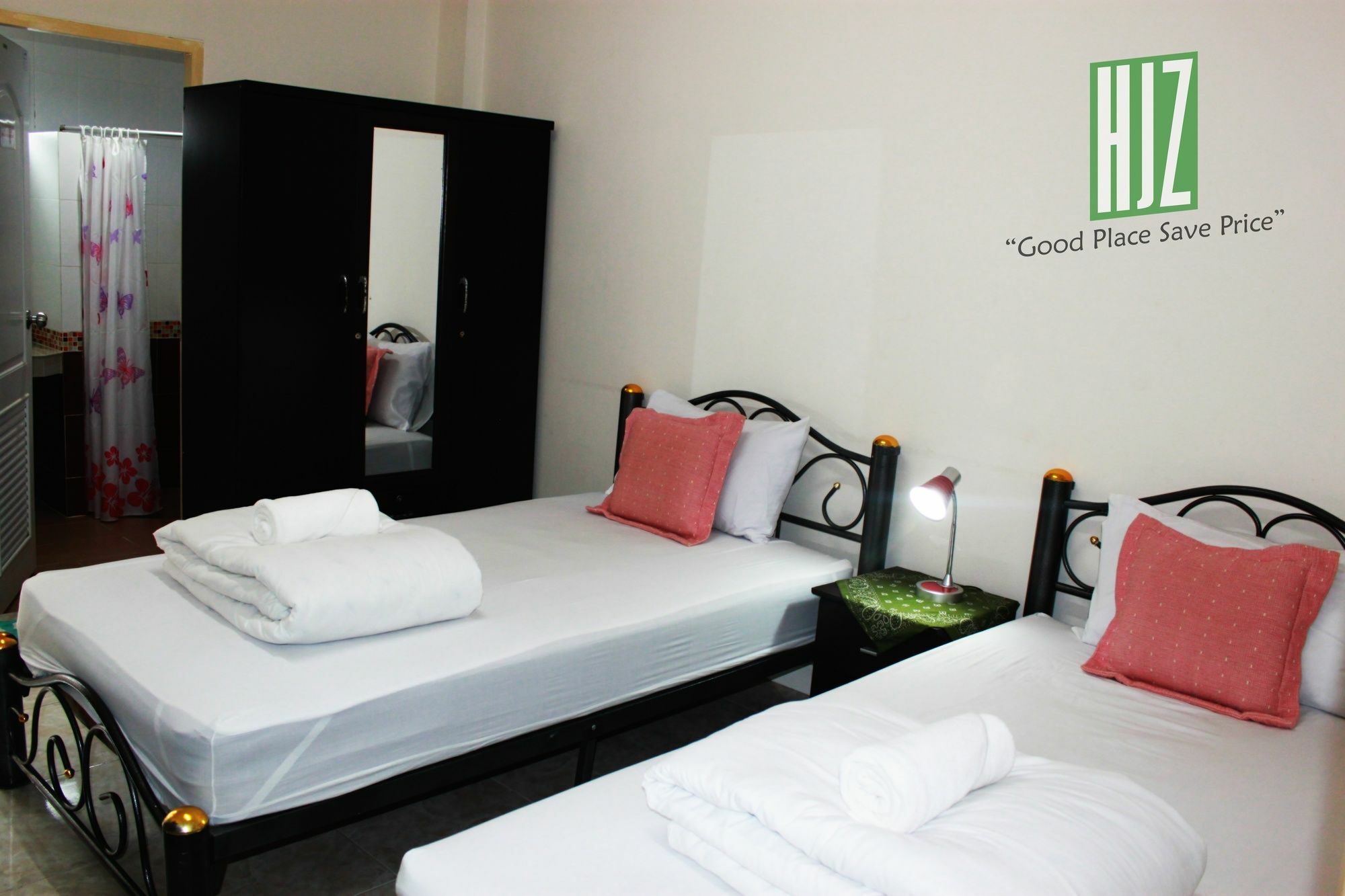 Varada Place Chiang Mai Exterior foto