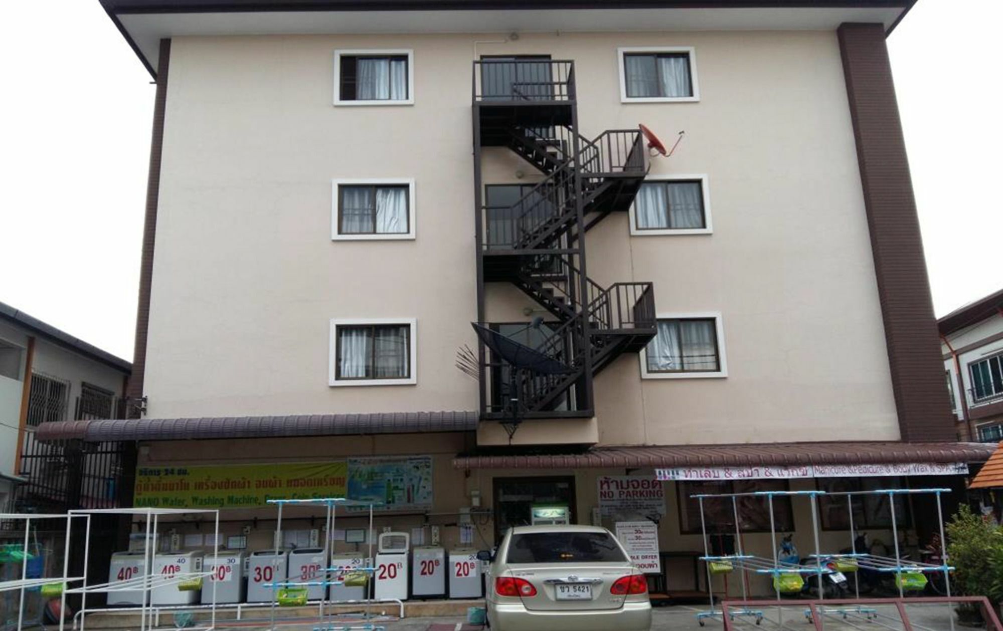 Varada Place Chiang Mai Exterior foto